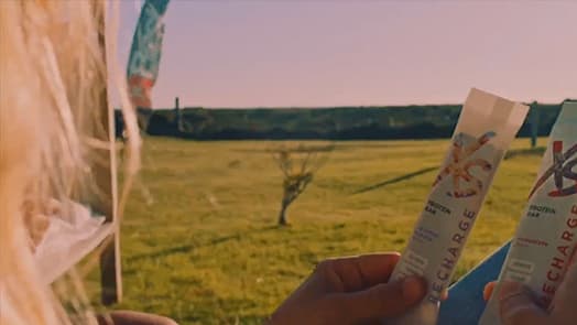 Protein Bar - Karamel-vanillesmaak XS video